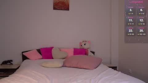 angel_quincy online show from 12-18-25, 02:45