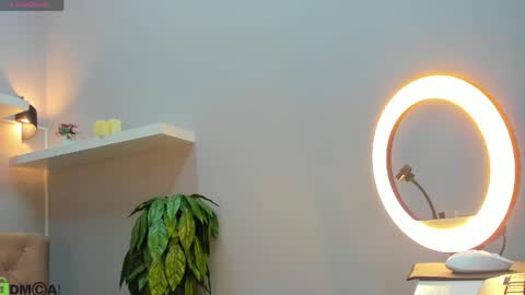 Snapshot of angel_sapphire_ chatting on 05-13-26, 09:17 Angel My schedule GTM2 Mon Tue Wen Thu Fri 0900am-0400pm online show from 05-13-26, 09:17