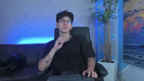 angel_scott2 online show from 03-02-26, 11:28