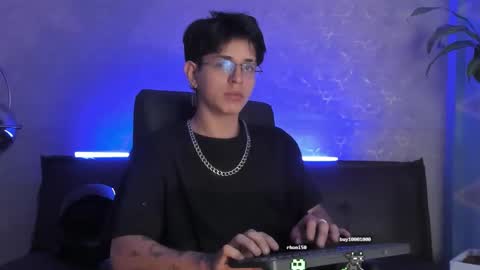 angel_scott2 online show from 03-10-26, 12:10