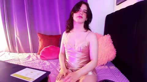 Snapshot of angel_shinyy chatting on 04-28-26, 12:09 Angel online show from 04-28-26, 12:09