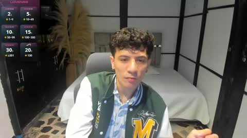 Snapshot of angel_st1 chatting on 04-20-26, 12:41 Angel online show from 04-20-26, 12:41