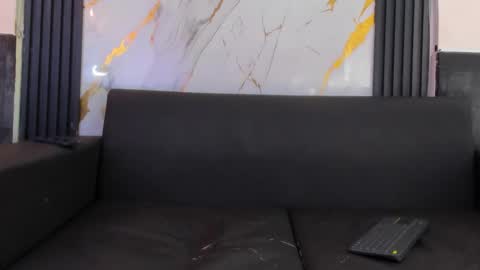 angel_villareal_ online show from 02-02-26, 04:00