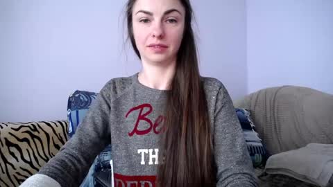 Zoe online show from 04-25-26, 01:41