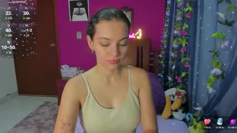 Snapshot of angela_hank2_ chatting on 09-11-25, 04:34 ANGELA online show from 09-11-25, 04:34