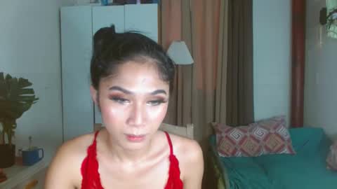 Snapshot of angela_mccollins chatting on 02-21-25, 02:28 angela online show from 02-21-25, 02:28