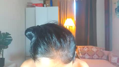 Snapshot of angela_mccollins chatting on 10-15-25, 04:56 angela online show from 10-15-25, 04:56