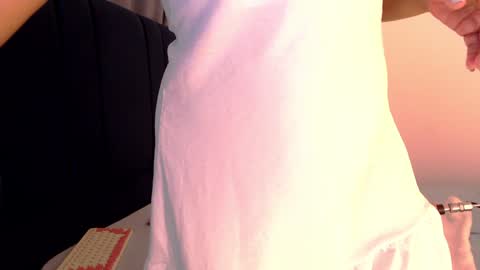 Angela online show from 02-04-25, 12:08