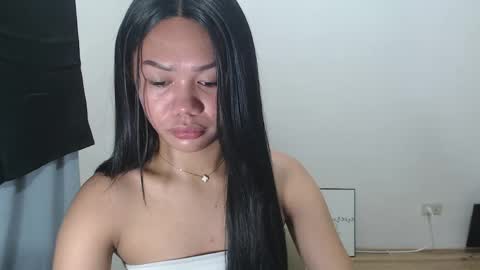 Snapshot of angela_star888 chatting on 05-21-26, 01:07 angela_star888 online show from 05-21-26, 01:07