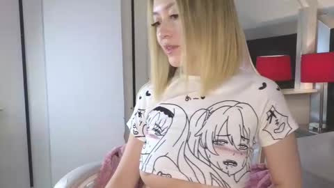 Angela Castle online show from 12-13-25, 09:09