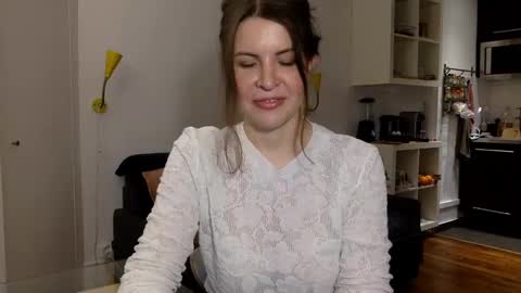 Angela online show from 12-21-24, 08:32