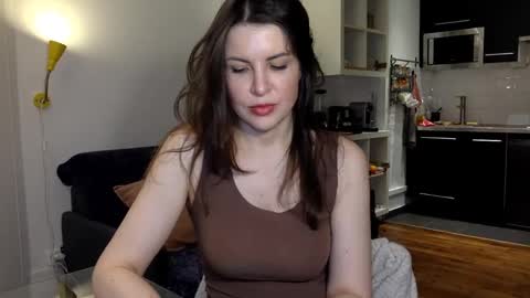 Angela online show from 12-23-24, 08:14