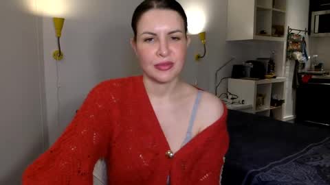 Angela online show from 01-31-25, 10:10