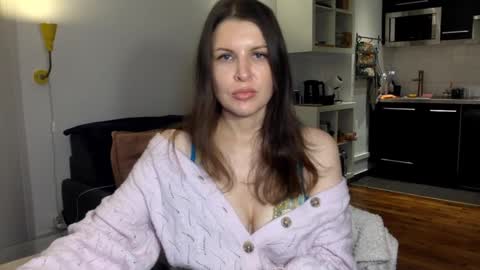 Angela online show from 11-09-25, 03:54