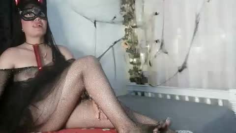 ANGELA online show from 10-21-25, 01:28