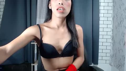 SENORITA online show from 03-09-25, 05:06