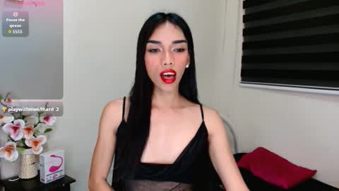 SENORITA online show from 10-17-25, 08:55