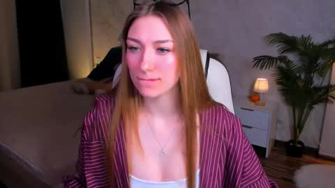 angelanabelle online show from 12-17-25, 02:01