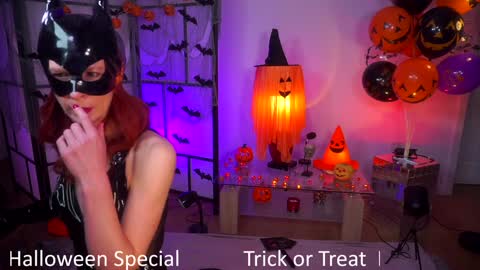 Snapshot of angelandfairieskink chatting on 10-26-25, 05:02 Aimi Selena Daisy online show from 10-26-25, 05:02