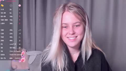 Darsi Anty online show from 09-19-25, 03:13