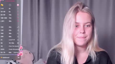 Darsi Anty online show from 09-20-25, 03:13