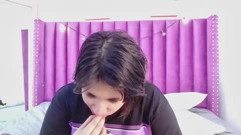  Angela  online show from 10-23-25, 02:55