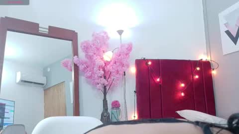  Angela  online show from 11-29-25, 03:31