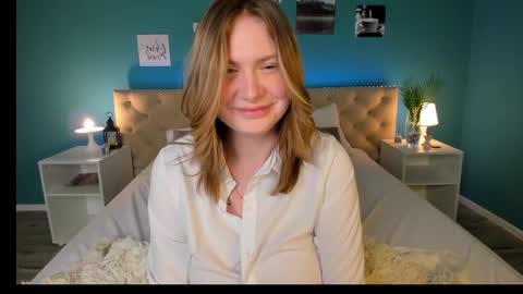 angelawallace online show from 02-07-25, 02:47