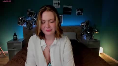 angelawallace online show from 02-12-25, 11:18