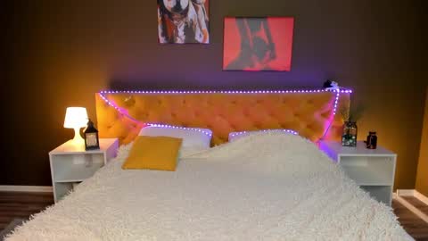 angelawallace online show from 02-23-25, 08:17