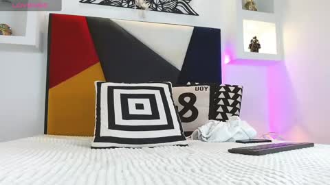 Snapshot of angelbacker chatting on 01-31-25, 04:47 Angel online show from 01-31-25, 04:47