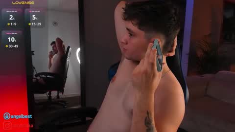 angelbell19 online show from 09-25-25, 10:24