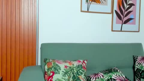 Angel Bennet online show from 12-12-24, 06:57