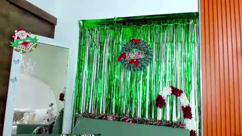 Angel Bennet online show from 12-24-24, 03:49