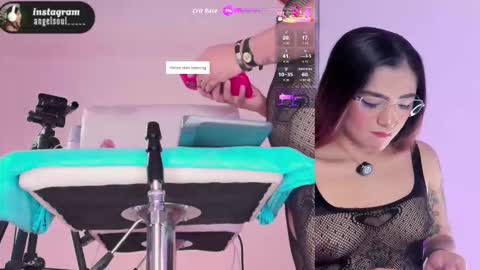 Snapshot of angelcb_ chatting on 09-22-25, 06:26 angel online show from 09-22-25, 06:26