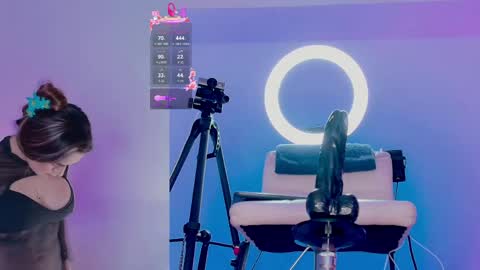 angel online show from 04-28-26, 01:37