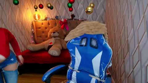 Angel online show from 12-22-25, 02:14