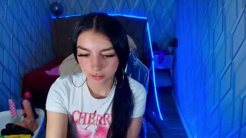 Angel online show from 04-26-26, 03:21