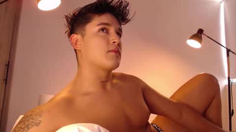 Angel online show from 09-28-25, 09:53