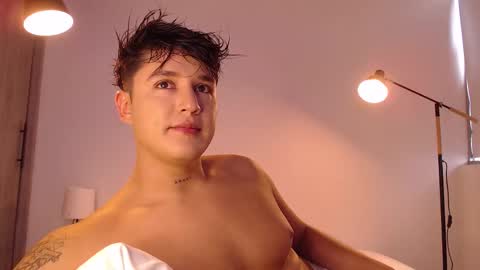 Angel online show from 12-04-25, 07:33