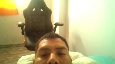 angeldavid90 online show from 12-21-25, 11:28