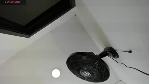 Snapshot of angeldoll_1 chatting on 03-08-26, 04:49 Angel Doll online show from 03-08-26, 04:49