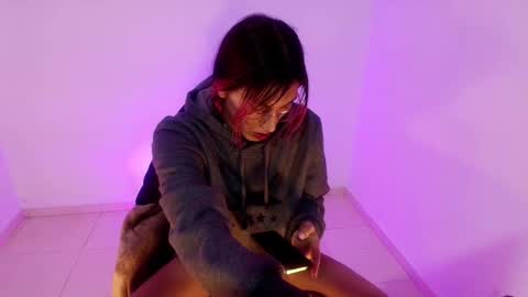 angele online show from 03-18-26, 06:22