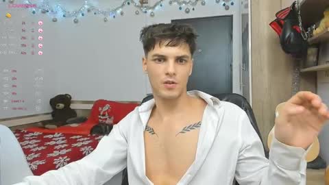 Snapshot of angelfrank chatting on 12-21-24, 05:58 Frankie  online show from 12-21-24, 05:58