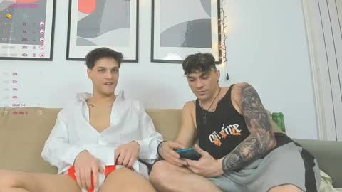 Snapshot of angelfrank chatting on 02-11-25, 05:40 Frankie  online show from 02-11-25, 05:40