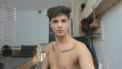 Snapshot of angelfrank chatting on 02-17-25, 06:15 Frankie  online show from 02-17-25, 06:15