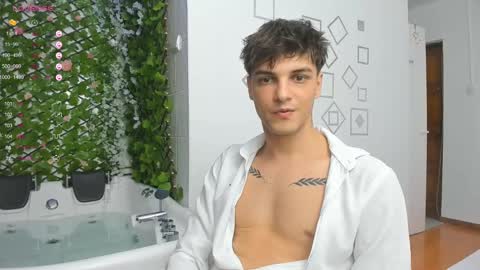 Snapshot of angelfrank chatting on 03-07-25, 11:16 Frankie  online show from 03-07-25, 11:16