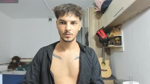 Snapshot of angelfrank chatting on 09-12-25, 11:54 Frankie  online show from 09-12-25, 11:54