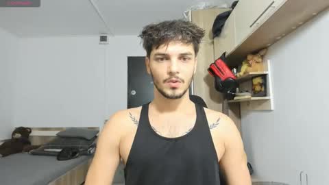 Snapshot of angelfrank chatting on 10-02-25, 07:26 Frankie  online show from 10-02-25, 07:26