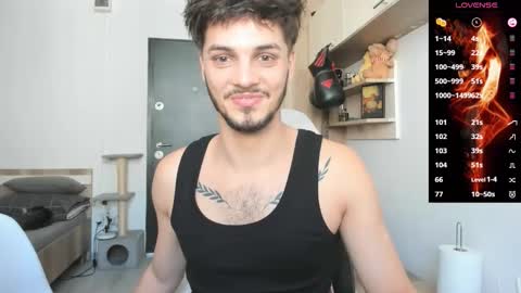 Snapshot of angelfrank chatting on 10-23-25, 11:09 Frankie  online show from 10-23-25, 11:09